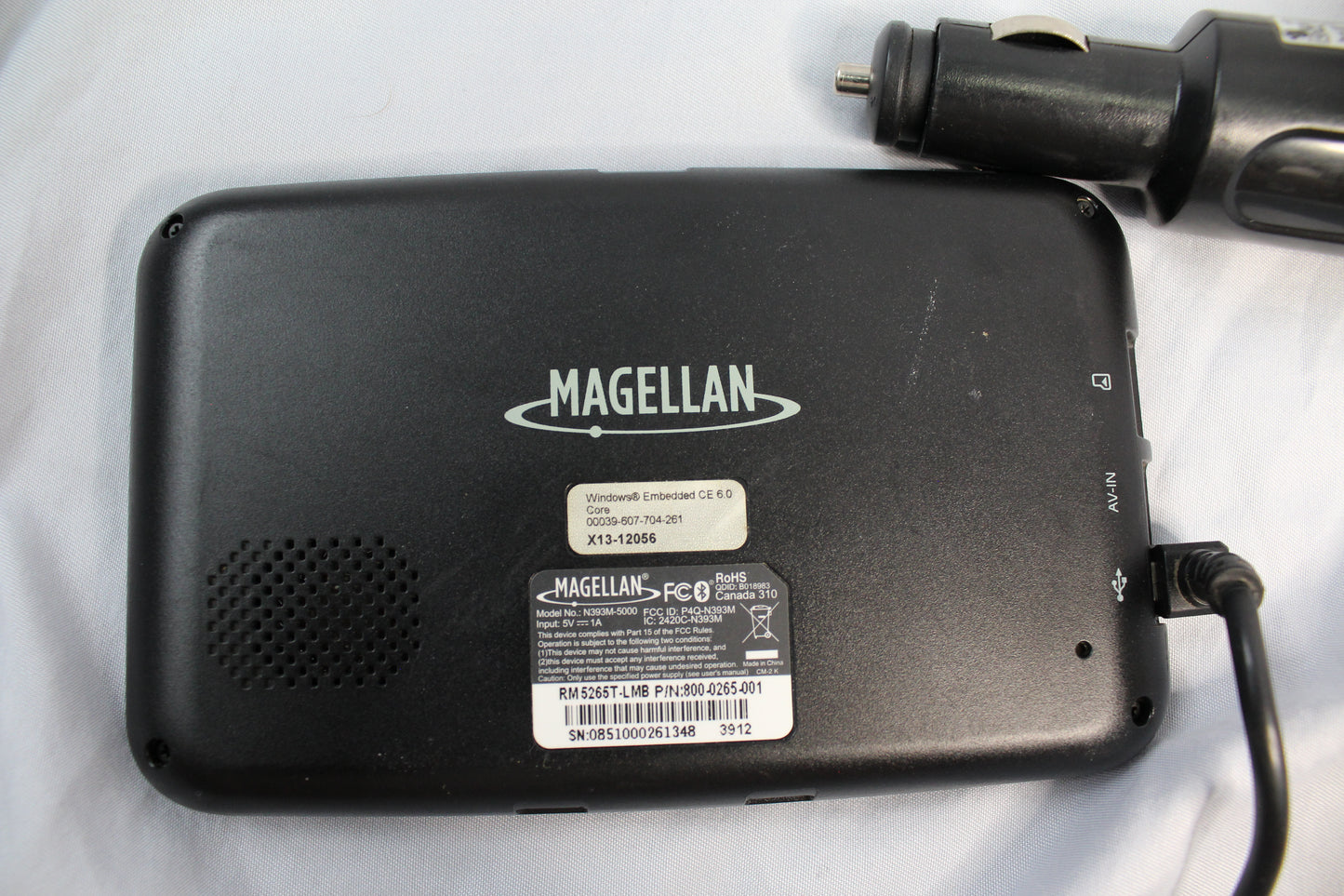 Magellan RoadMate 5265T-LMB Automotive Mountable