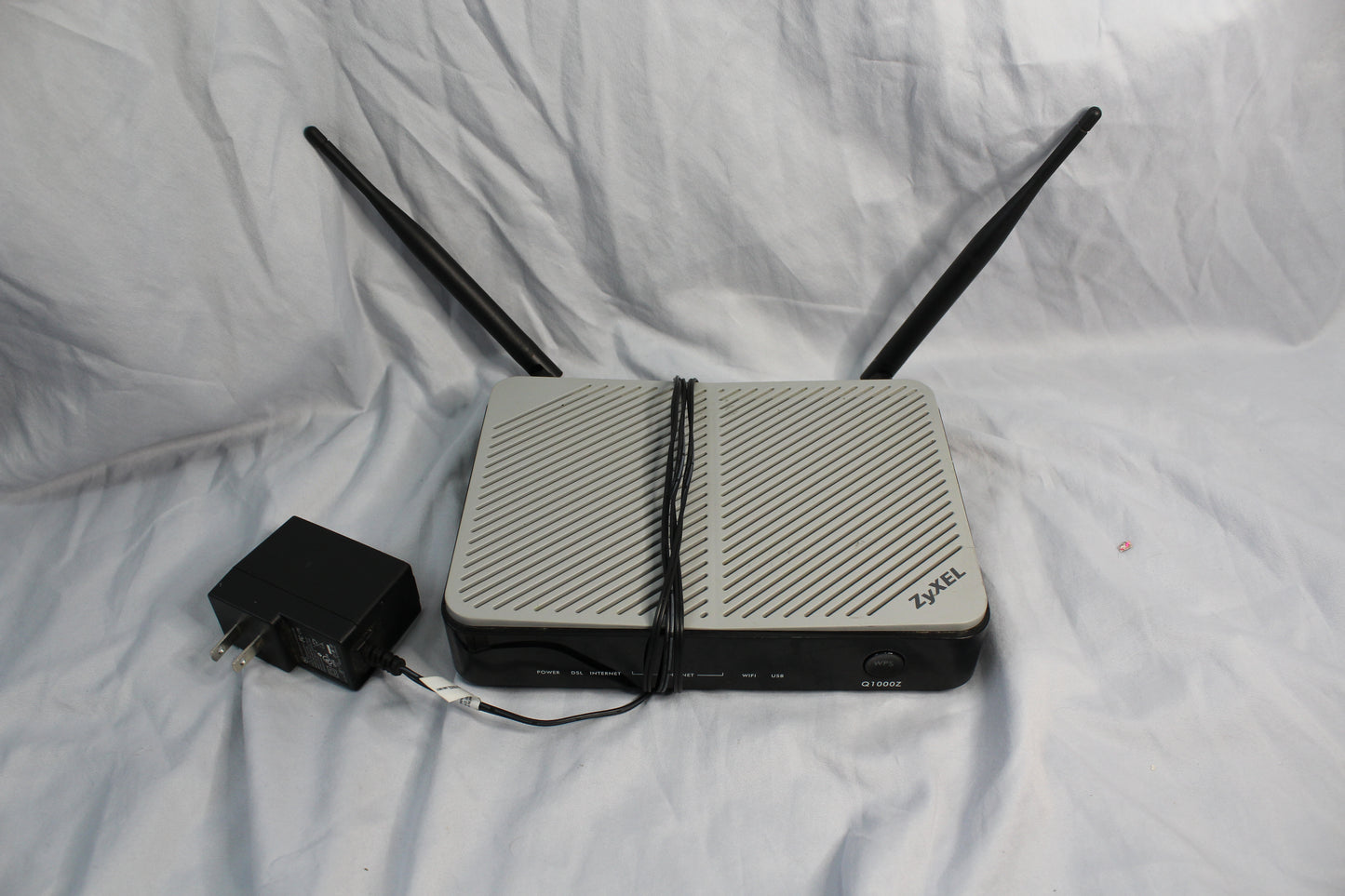 Zyxel Q1000Z CenturyLink Approved VDSL2 Gigabit Modem Wireless N WiFi Router