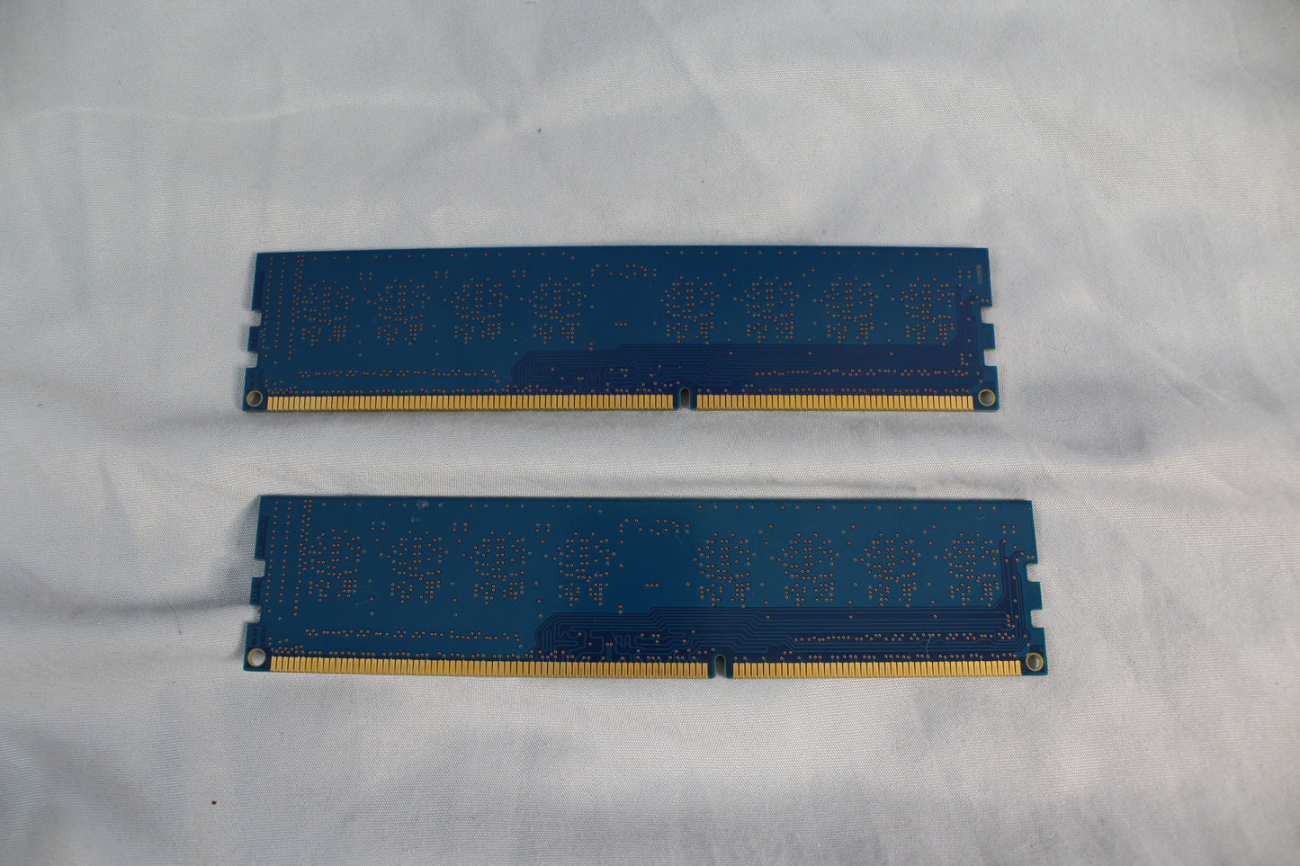 SK Hynix 4GB  1Rx8 PC3L-12800U RAM