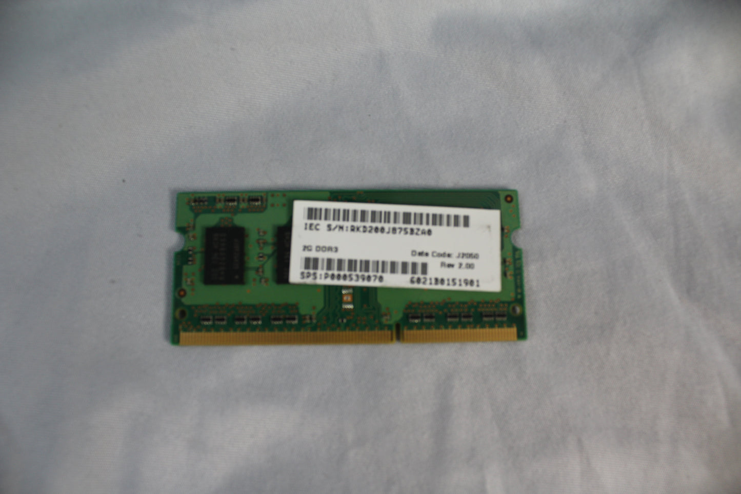 Sumsung 2GB DDR3 PC-3 10600S Sodimm Memory RAM- M471B5773DH0-CH9 (laptop)