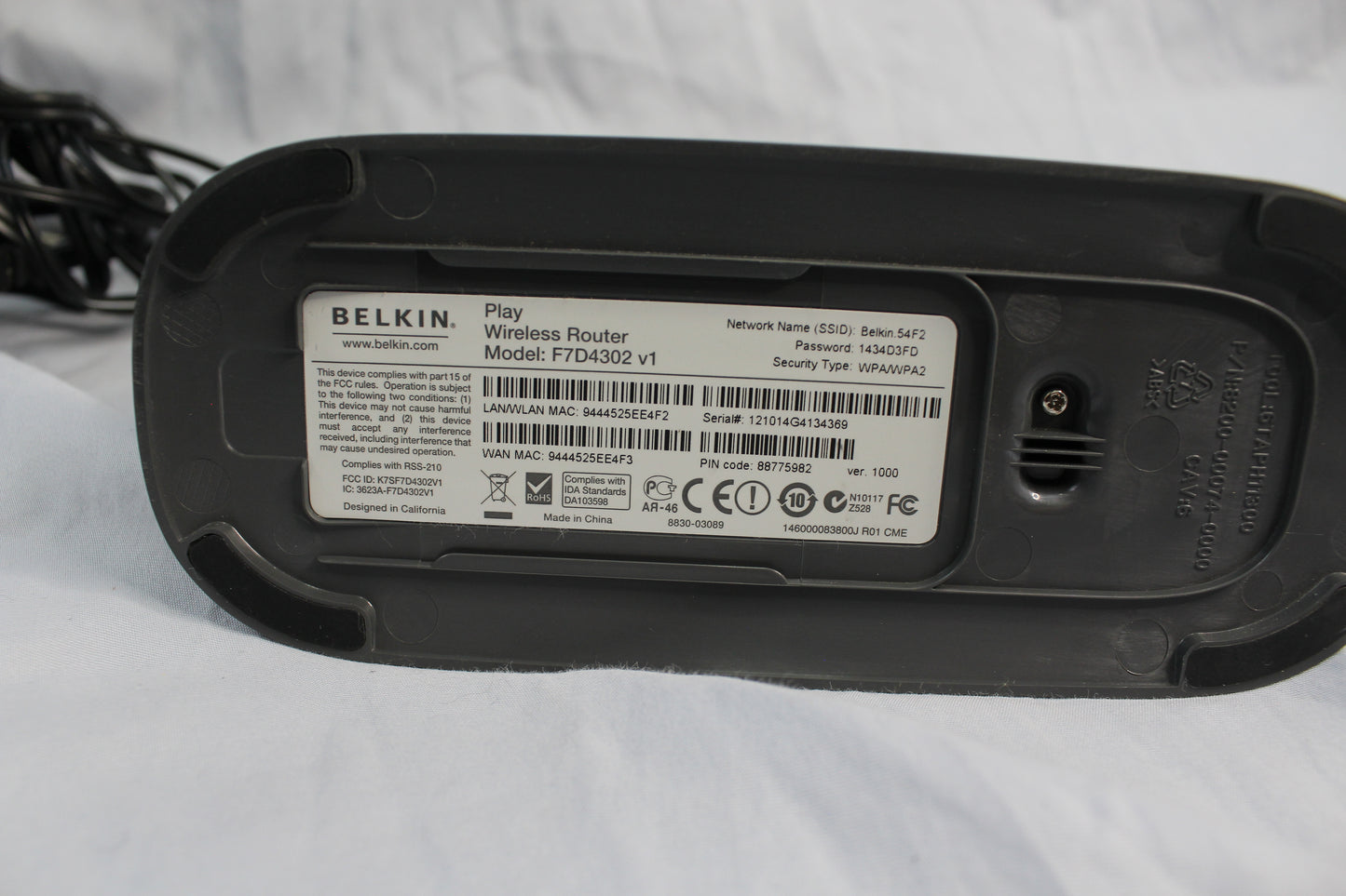 Belkin Play N600 300 Mbps Gigabit Wireless N Router